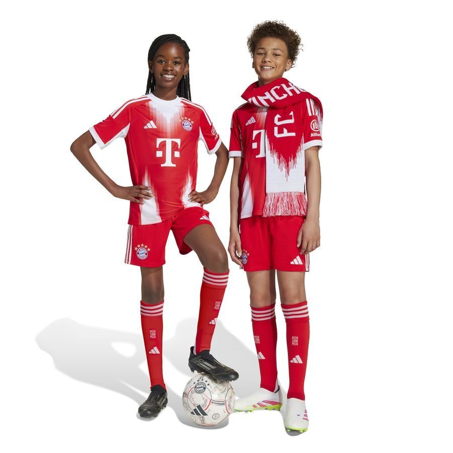 Bayern München Home Shorts 2025/26 Kids-SoccerKits Hub | Buy Soccer Jerseys Online